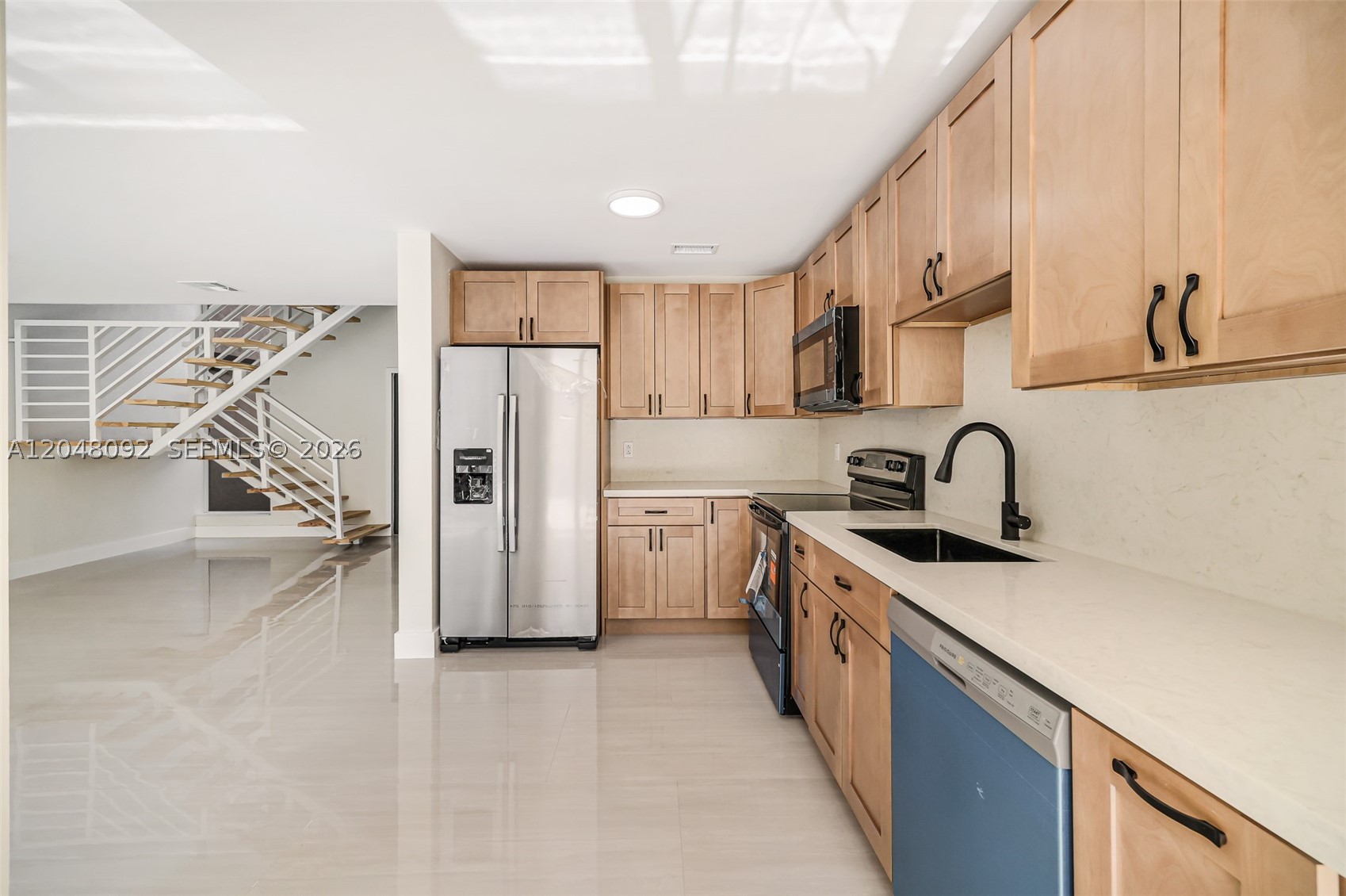 LENOX WOODS - Residential