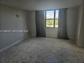 CRICKET CLUB CONDO - Residential