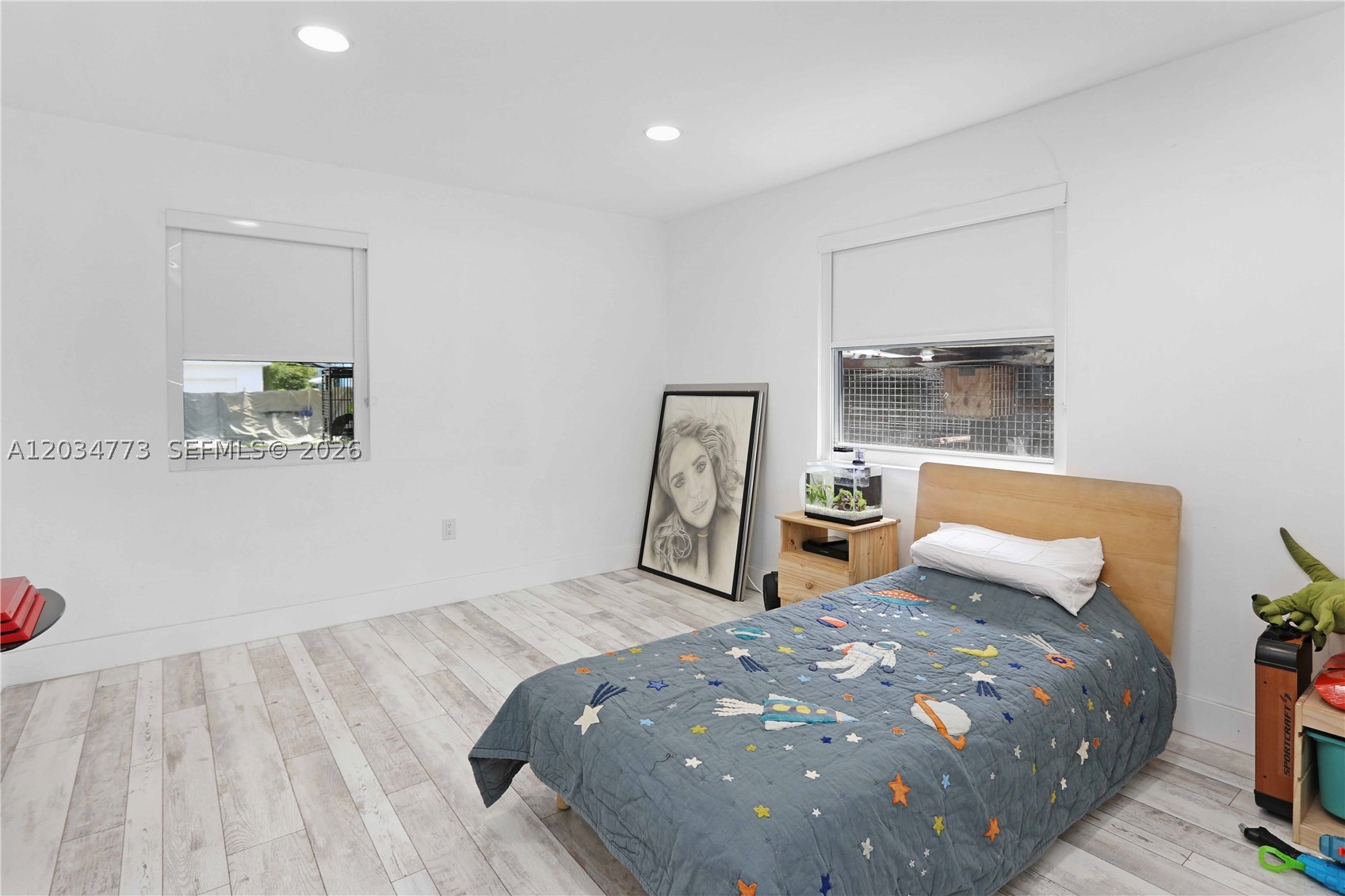 HOLLYWOOD - Residential