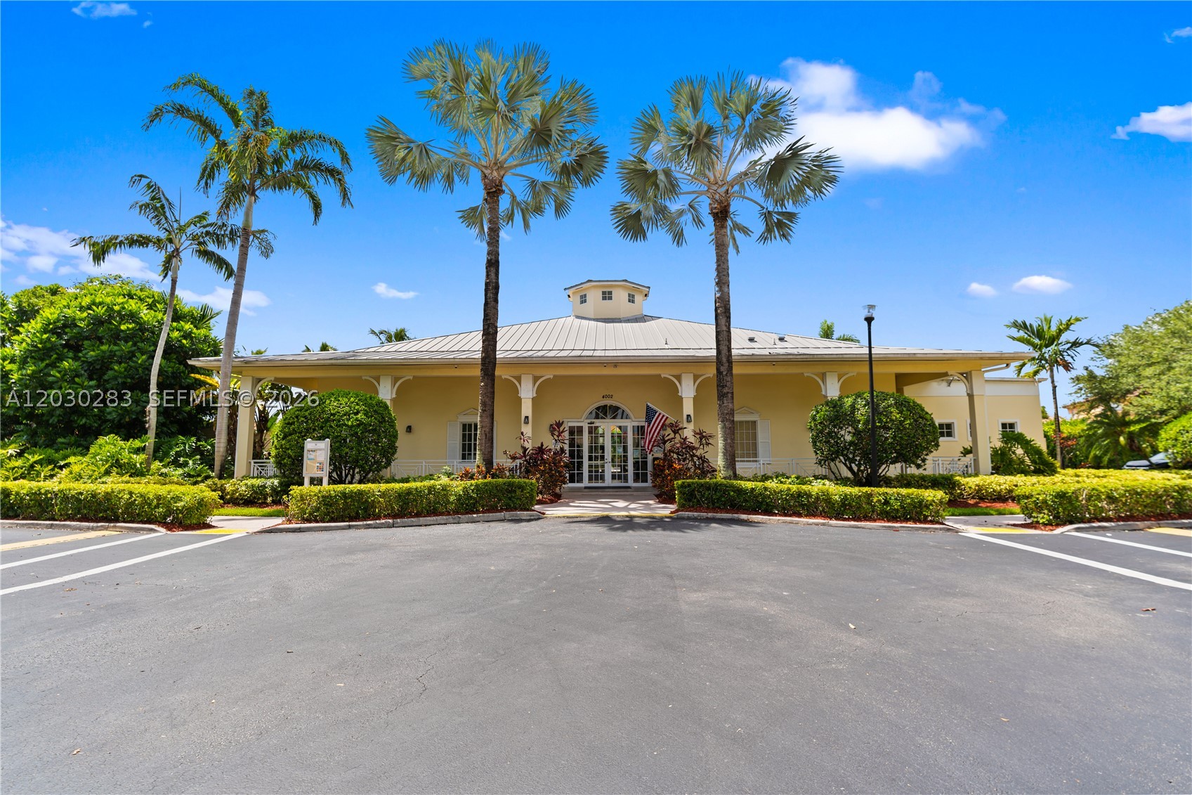 PORTOFINO LAKES - Residential