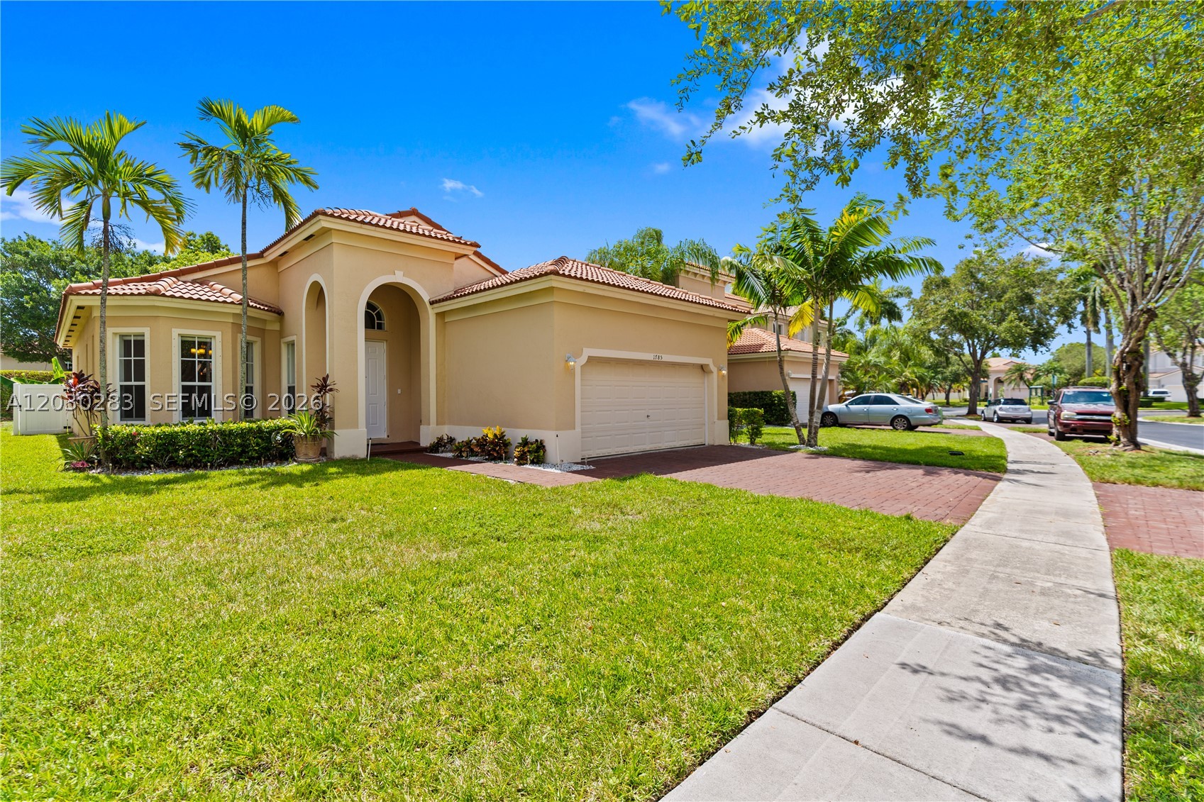 PORTOFINO LAKES - Residential