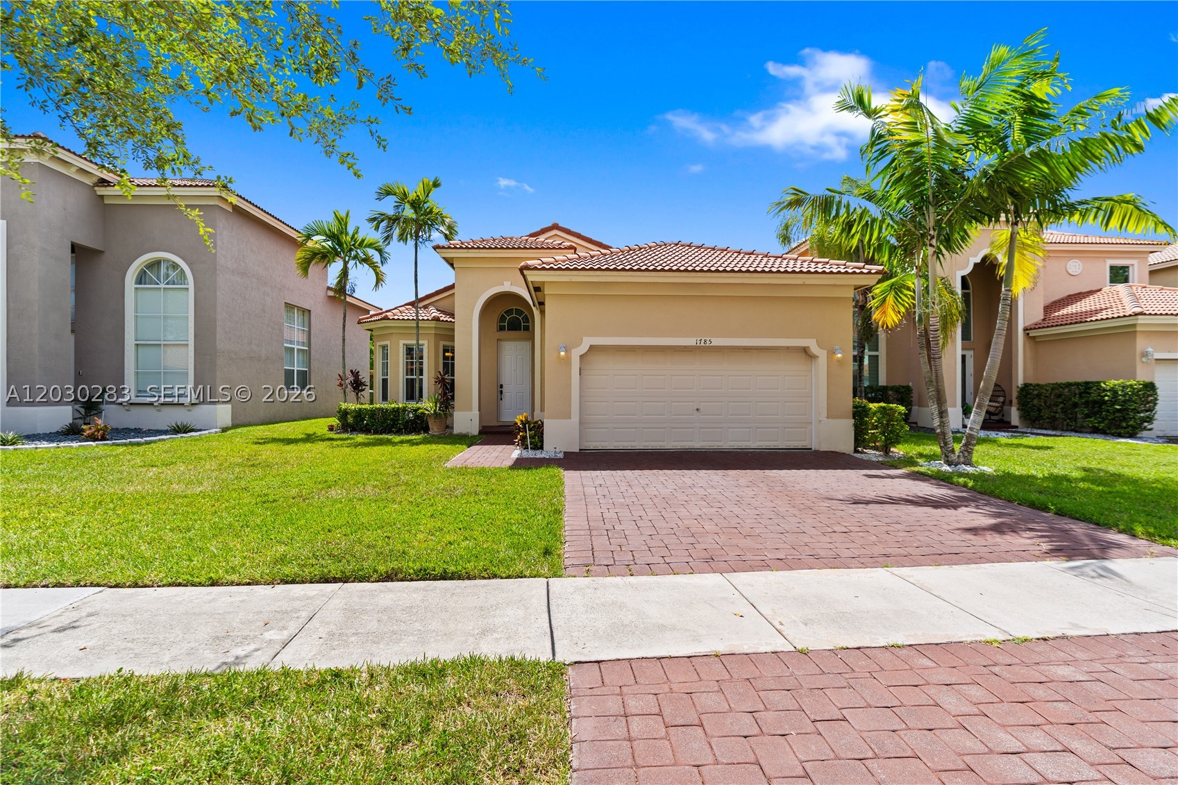 PORTOFINO LAKES - Residential