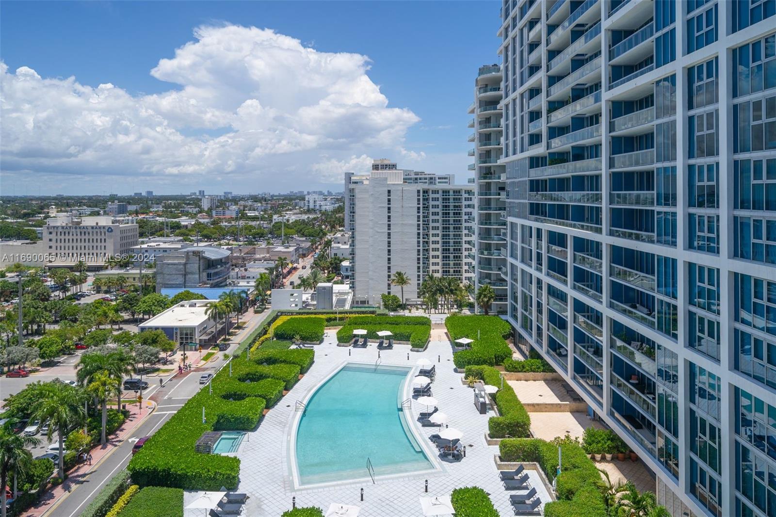 CENTRAL CARILLON BEACH CO - Residential