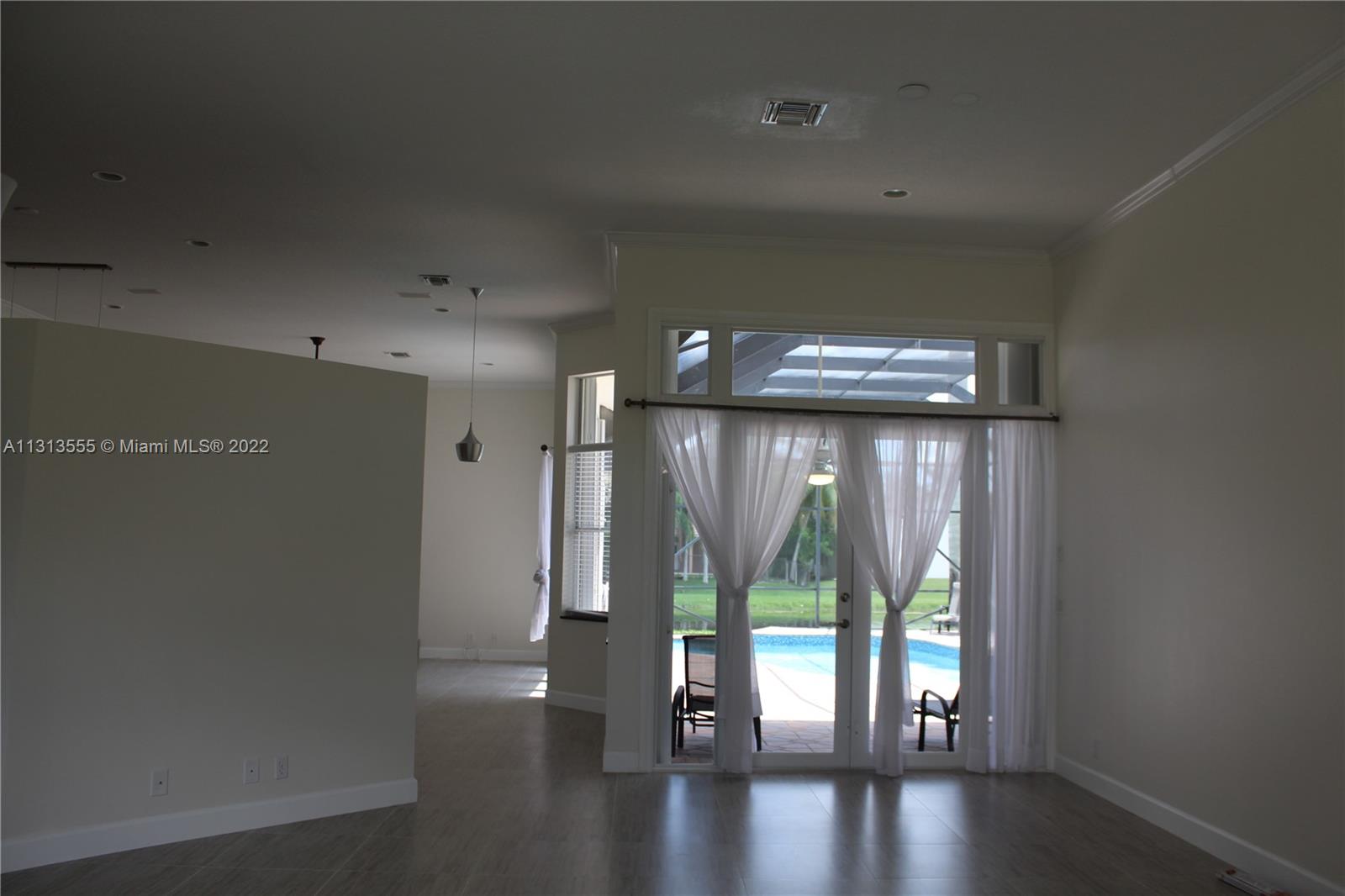 SECTOR 7 SOUTH-PARCEL 1 - Residential Lease