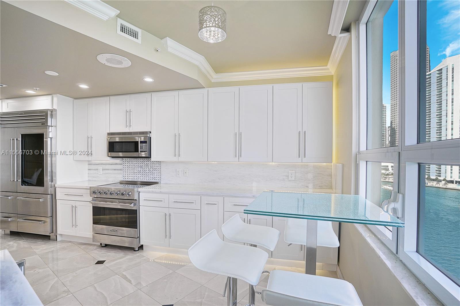 THREE TEQUESTA POINT COND - Residential