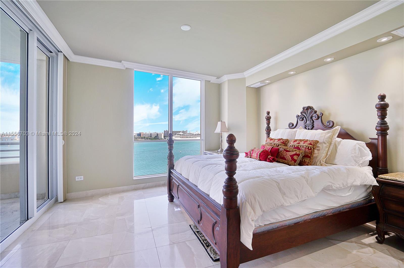 THREE TEQUESTA POINT COND - Residential