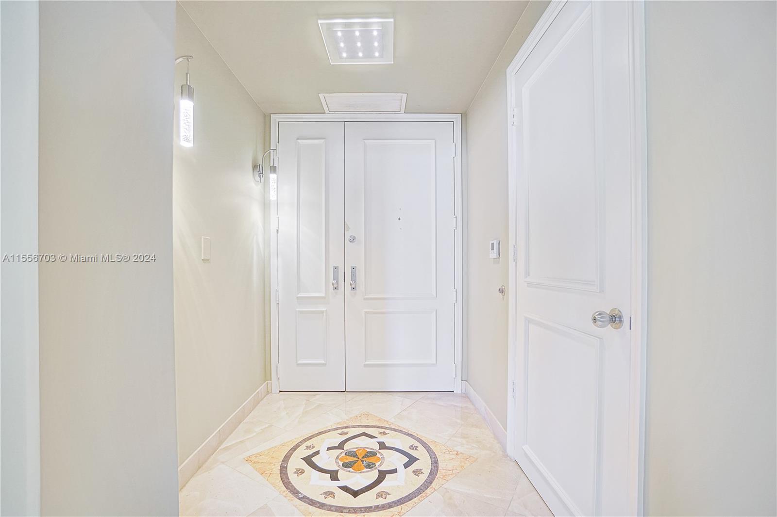 THREE TEQUESTA POINT COND - Residential