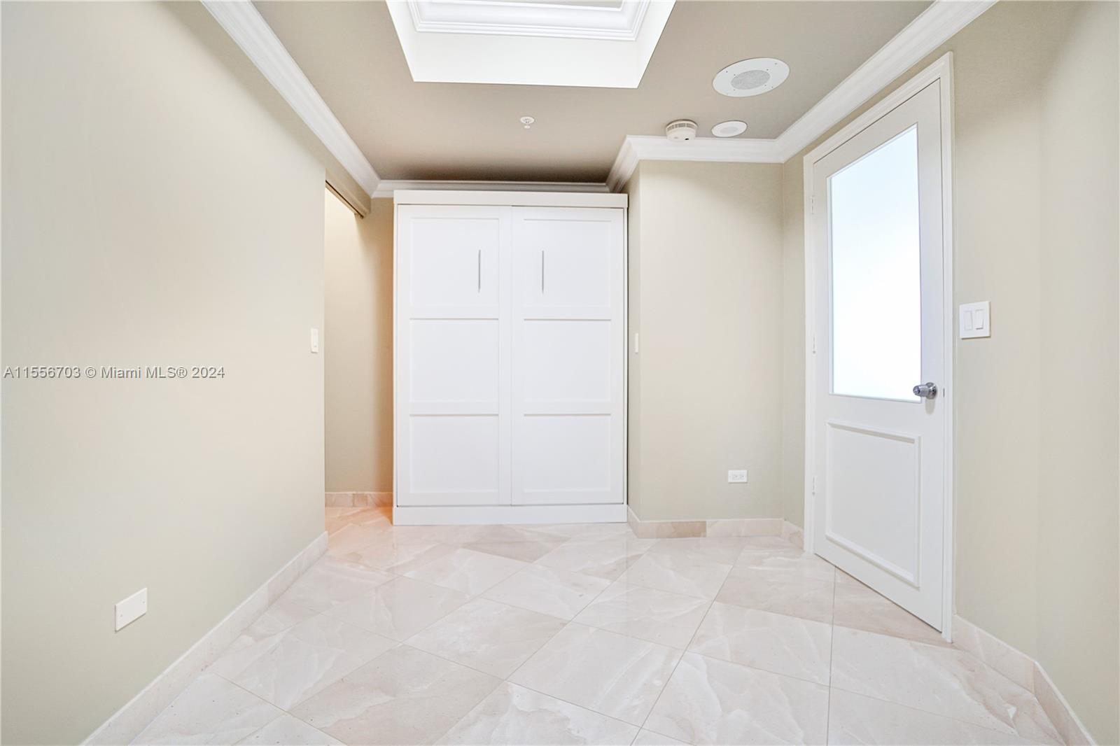 THREE TEQUESTA POINT COND - Residential