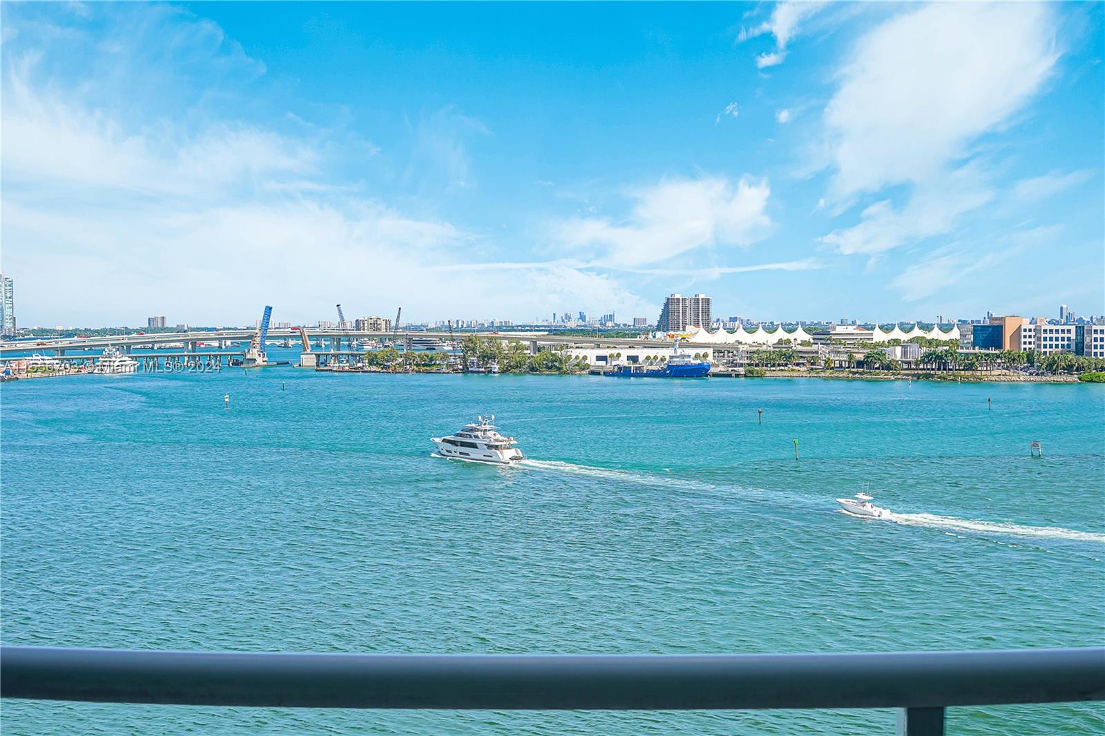 THREE TEQUESTA POINT COND - Residential