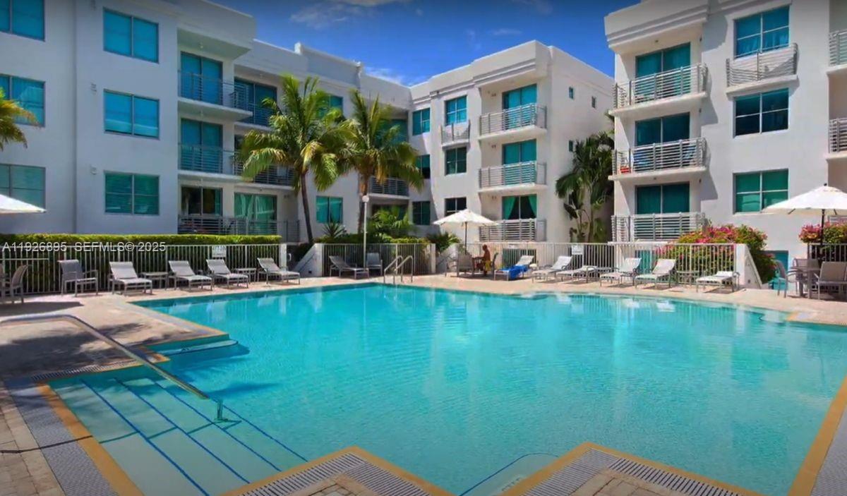 THE COSMOPOLITAN - Residential Lease