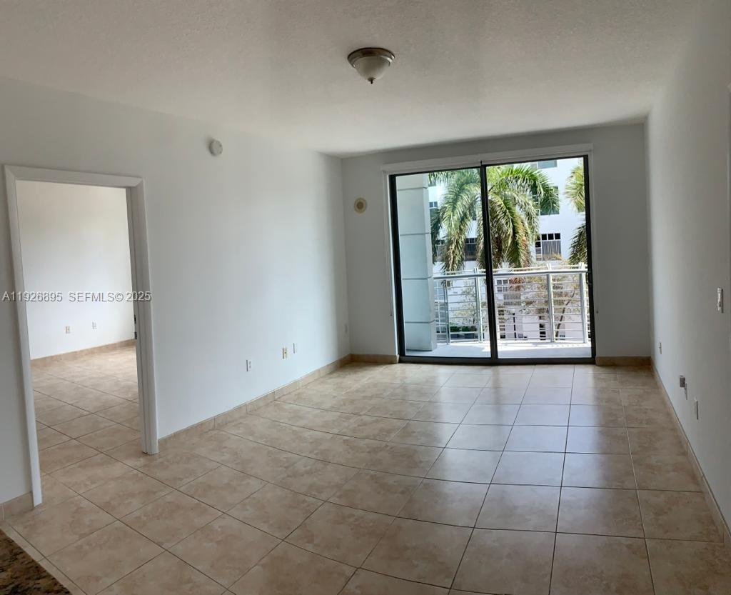 THE COSMOPOLITAN - Residential Lease