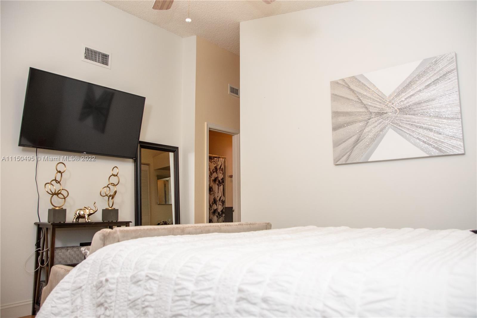 BEACON HILL CONDO - Residential Lease