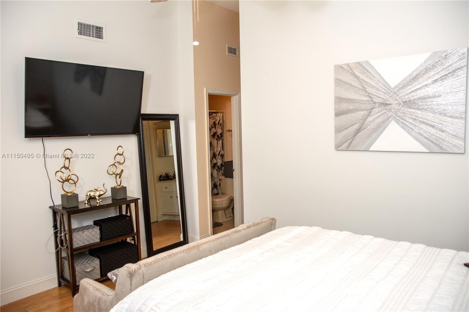 BEACON HILL CONDO - Residential Lease