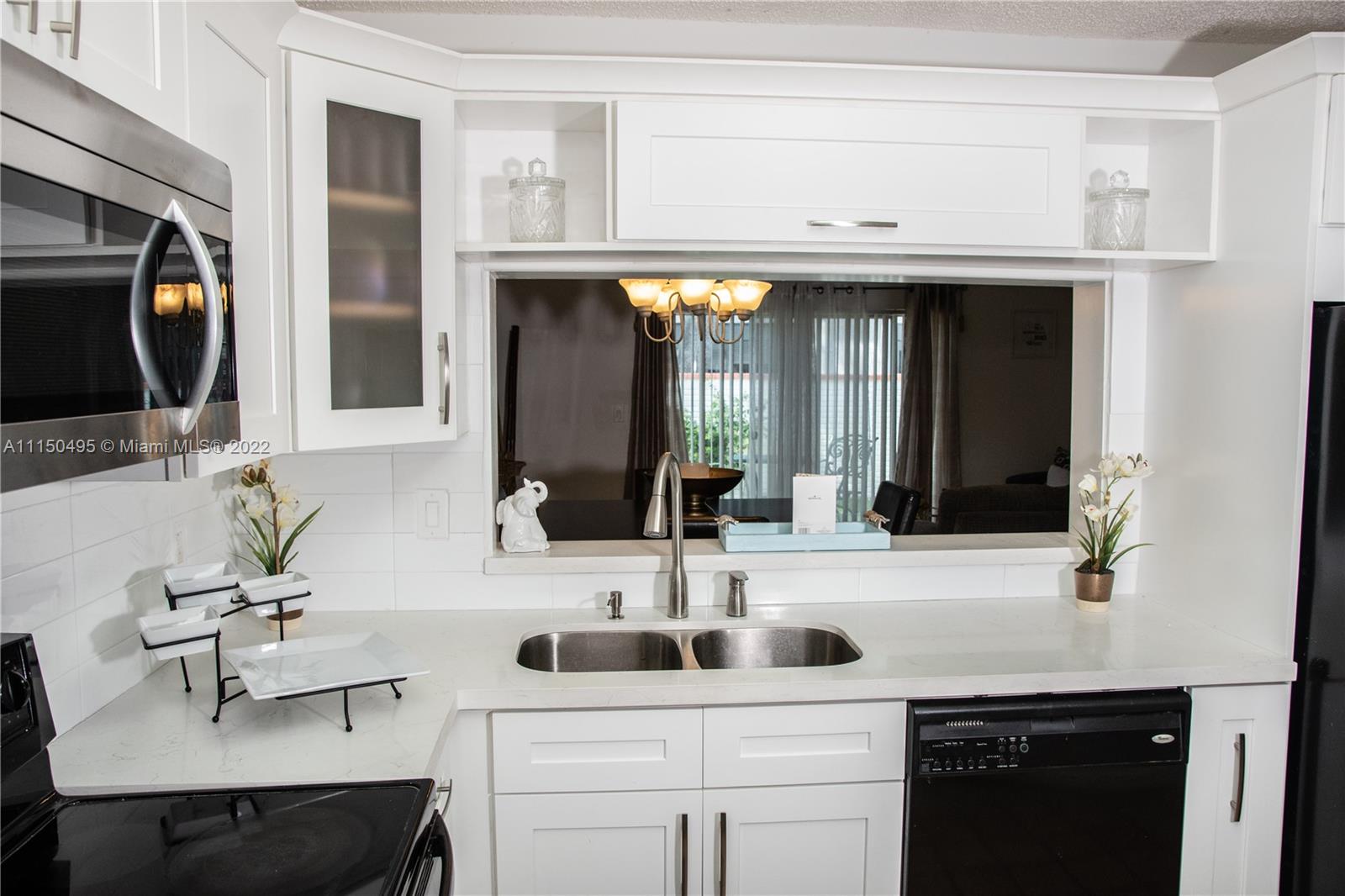 BEACON HILL CONDO - Residential Lease