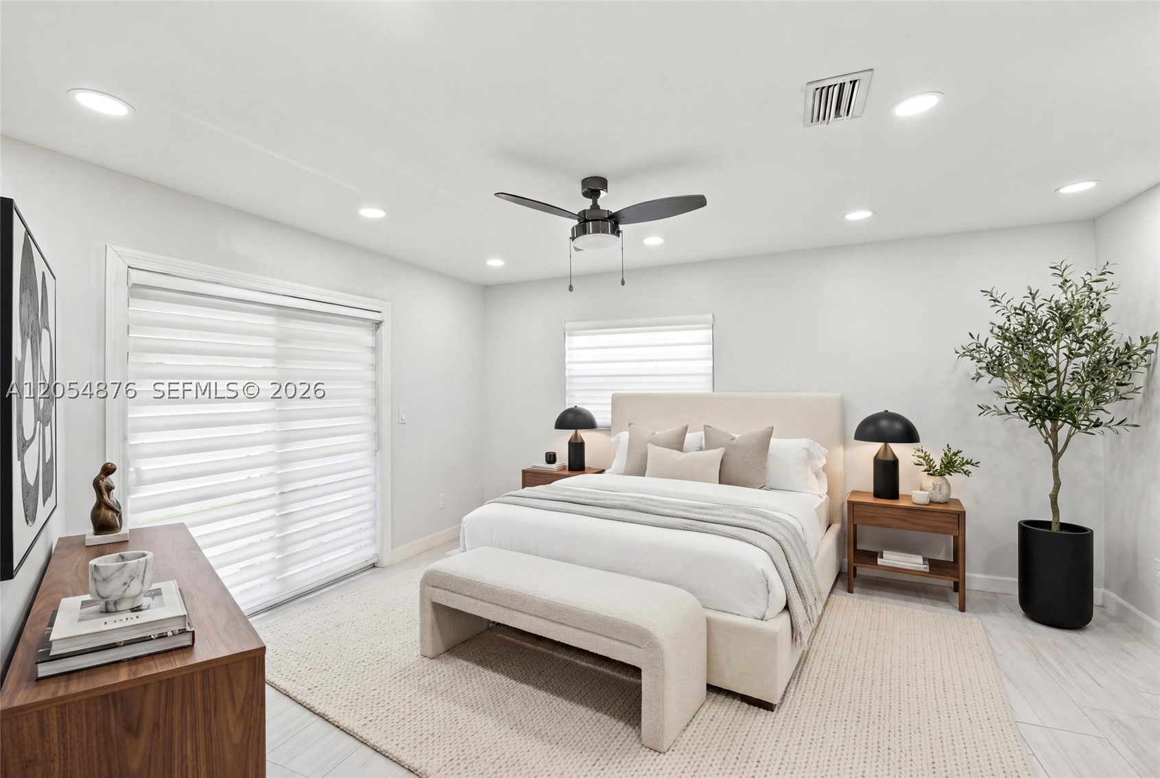 VERA VILLAS 2ND SEC - Residential