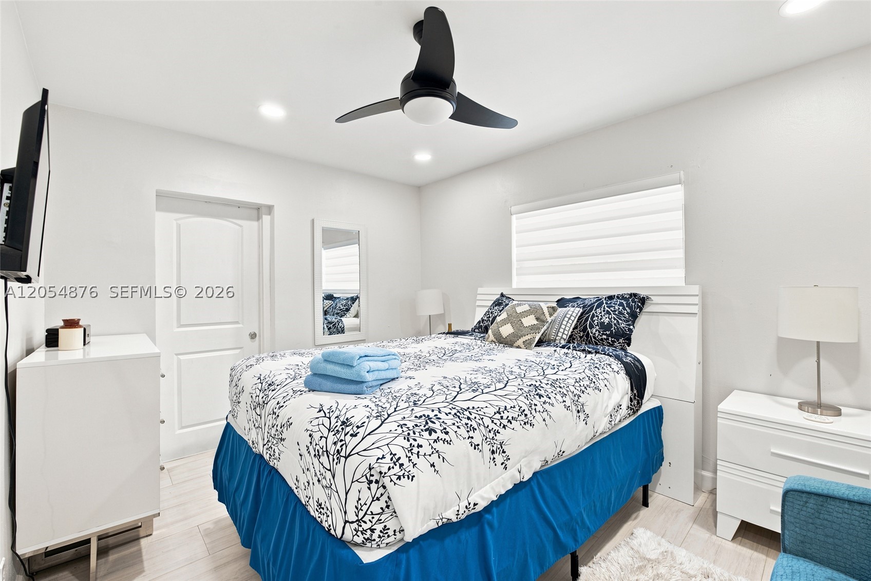 VERA VILLAS 2ND SEC - Residential