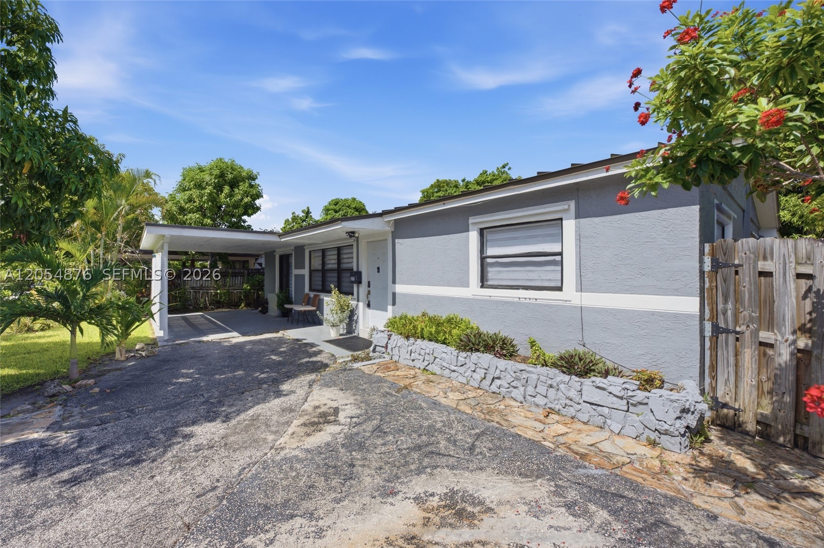 VERA VILLAS 2ND SEC - Residential