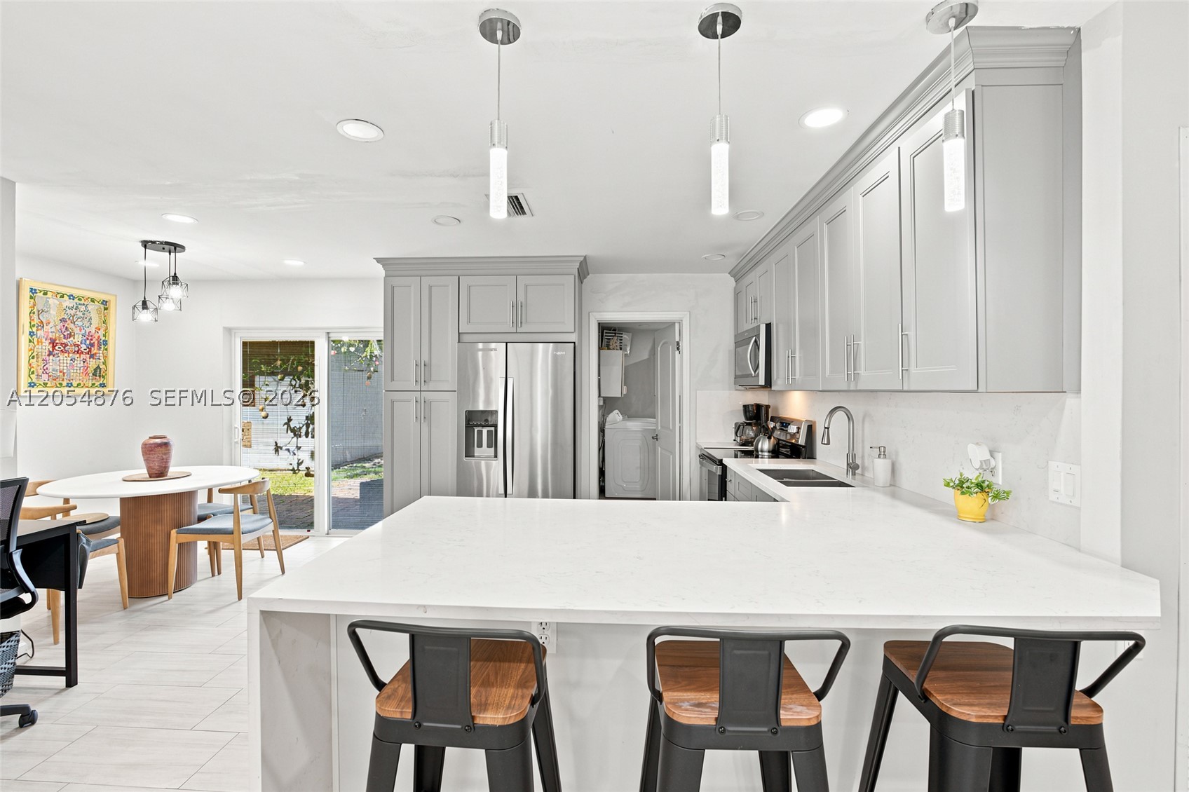 VERA VILLAS 2ND SEC - Residential