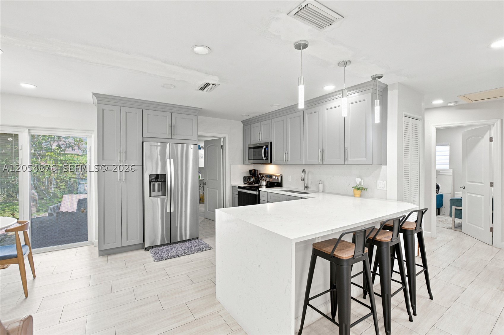 VERA VILLAS 2ND SEC - Residential