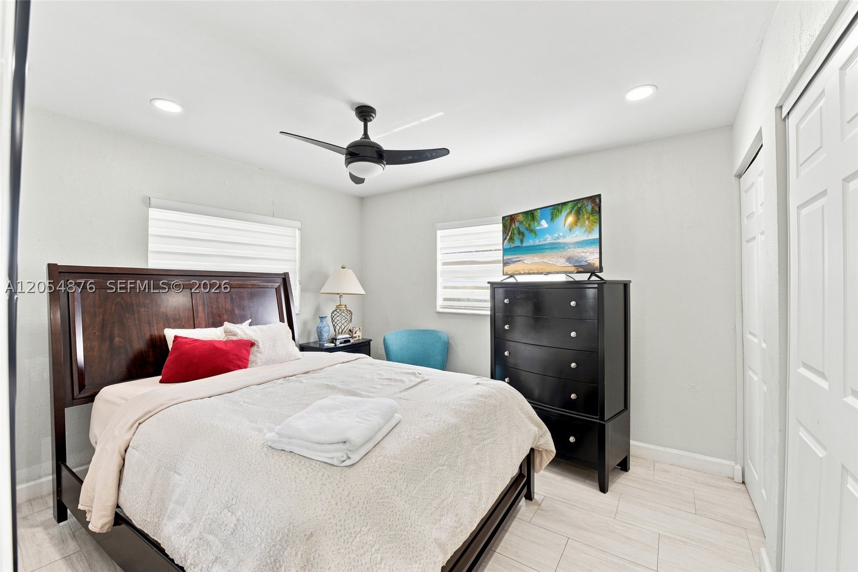 VERA VILLAS 2ND SEC - Residential