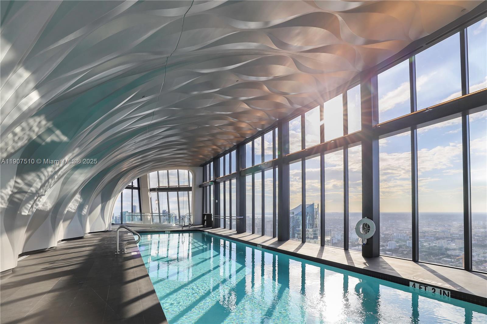 1000 Museum - Residential