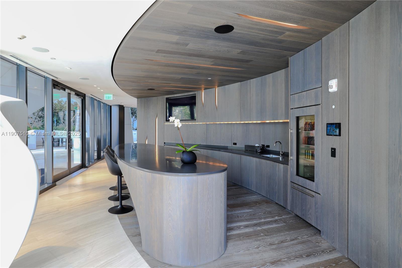 1000 Museum - Residential