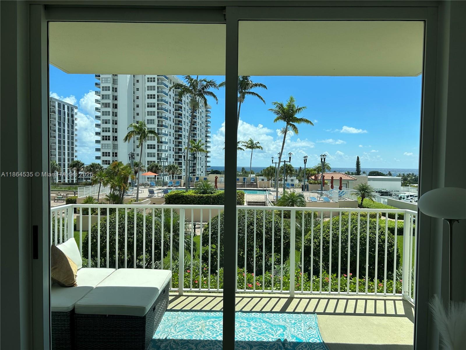 TIDES AT BRIDGESIDE SQUAR - Residential