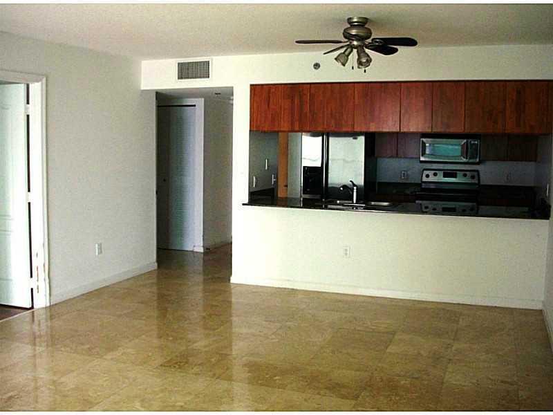 PLAZA CONDO - Residential Lease