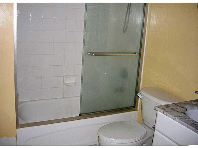 PLAZA CONDO - Residential Lease