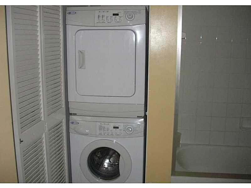 PLAZA CONDO - Residential Lease
