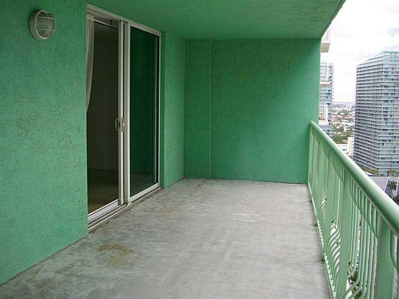 PLAZA CONDO - Residential Lease
