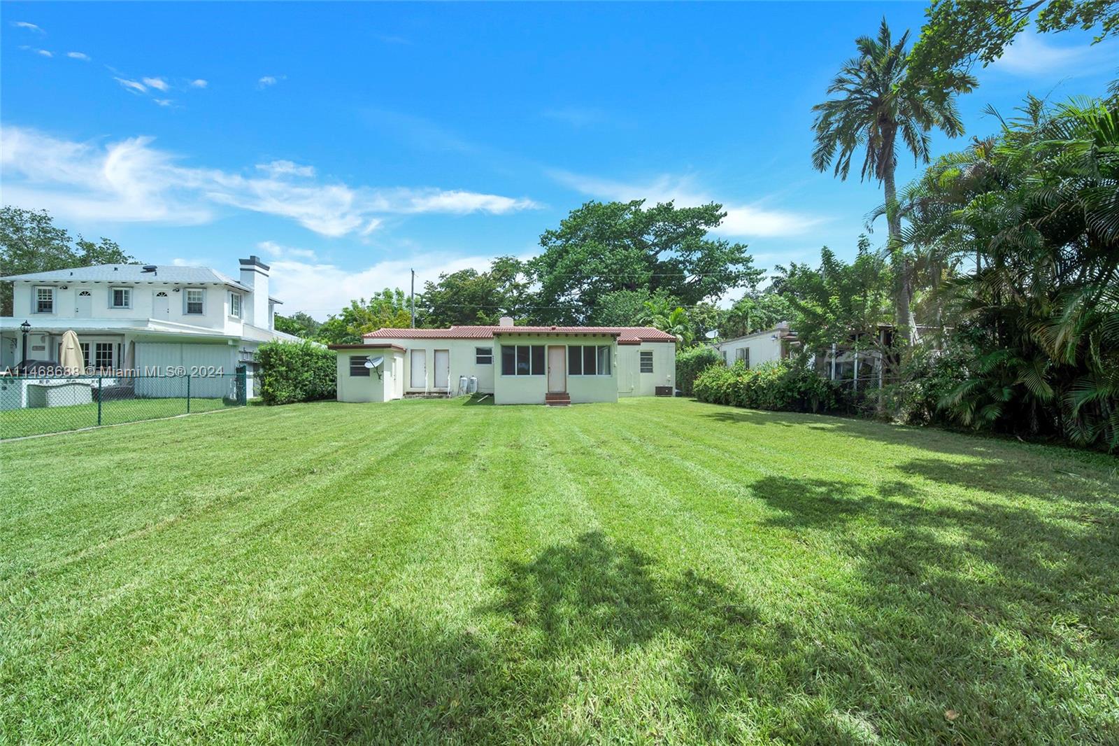 SHERWOOD FOREST - Residential Lease