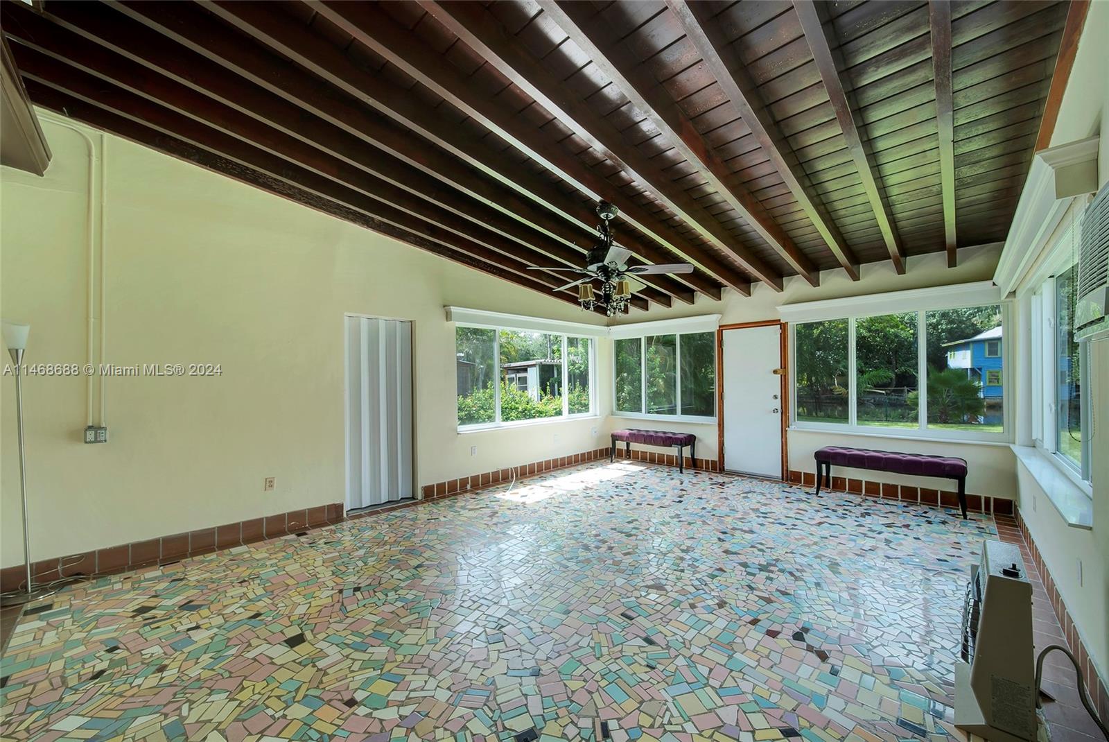 SHERWOOD FOREST - Residential Lease