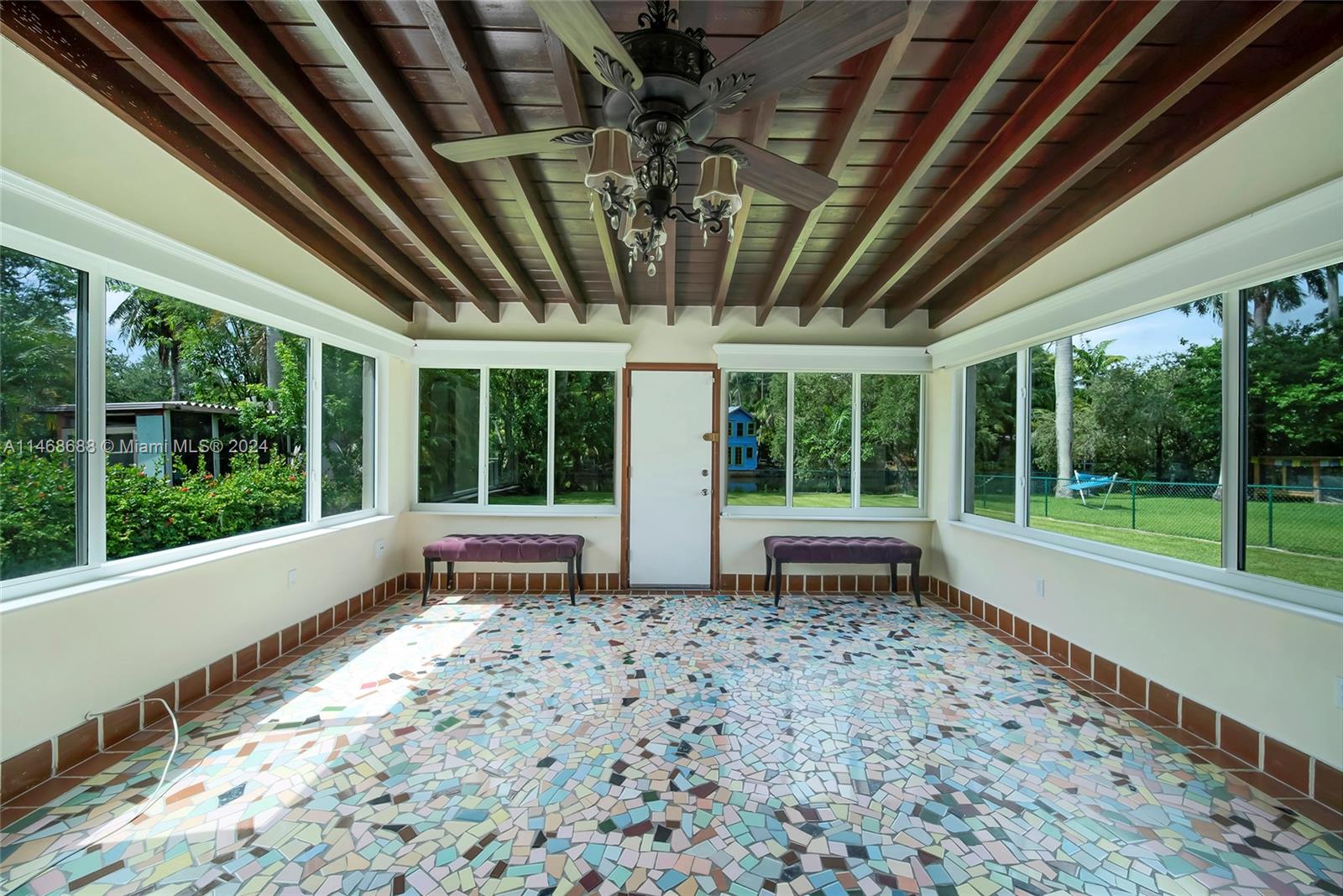 SHERWOOD FOREST - Residential Lease