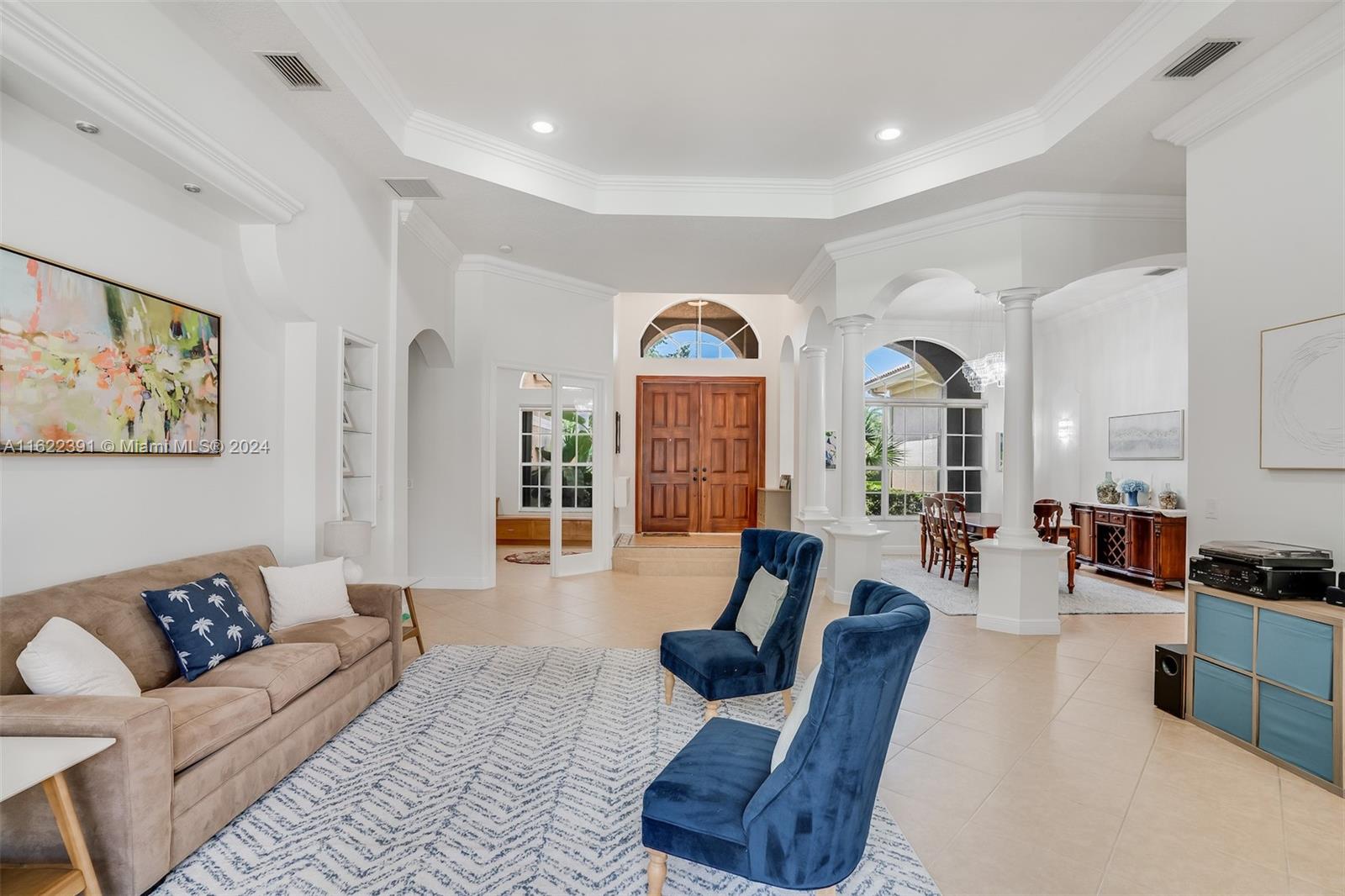 SUNSET LAKES PLAT TWO - Residential