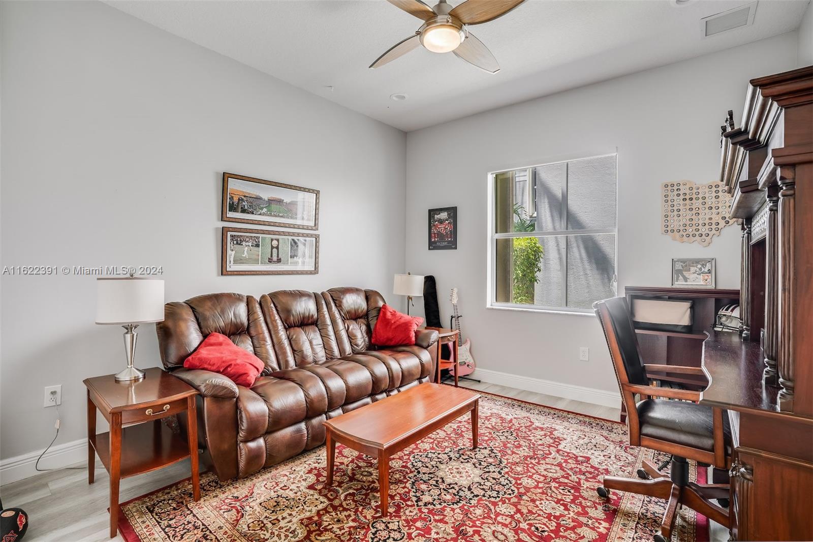 SUNSET LAKES PLAT TWO - Residential