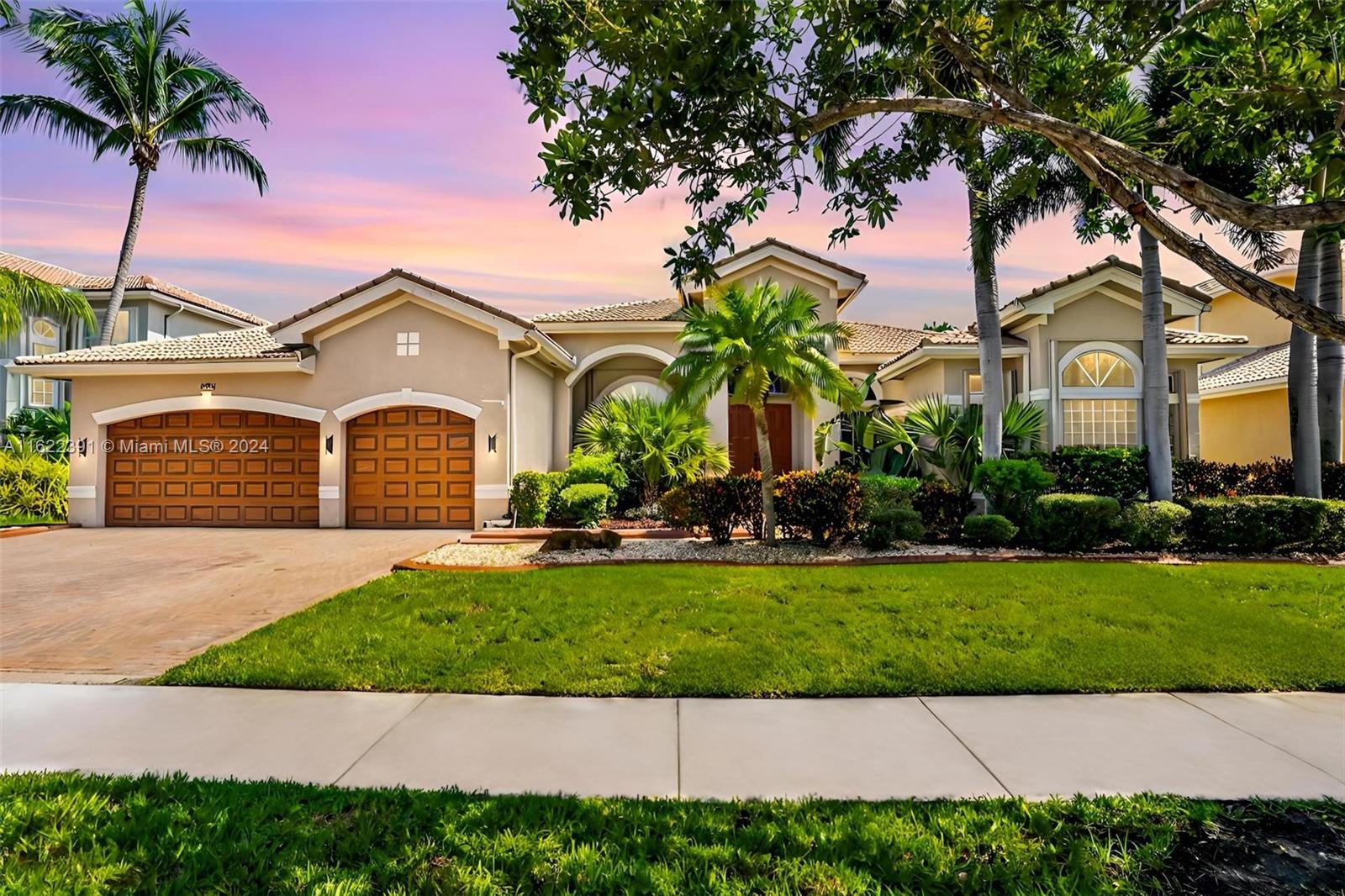 SUNSET LAKES PLAT TWO - Residential
