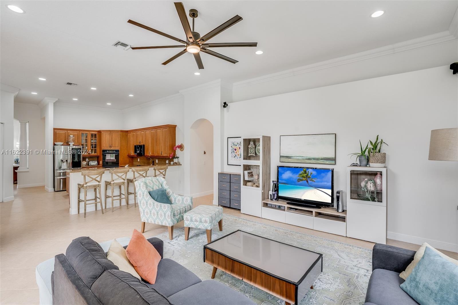 SUNSET LAKES PLAT TWO - Residential
