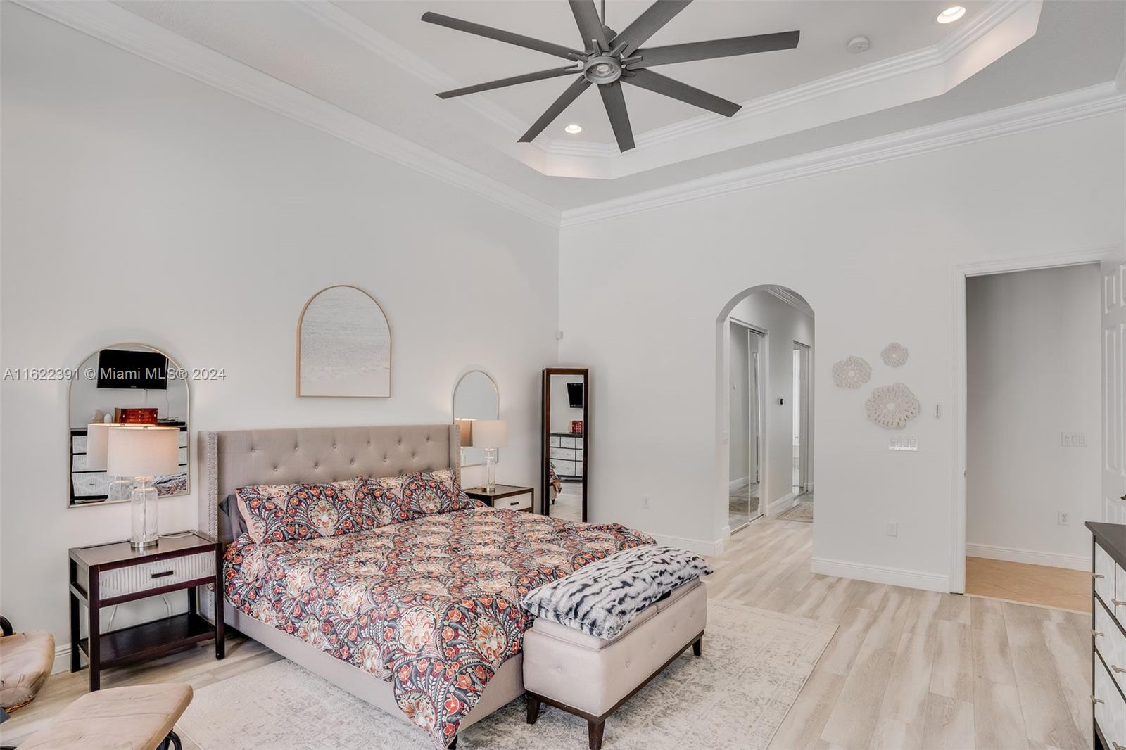SUNSET LAKES PLAT TWO - Residential