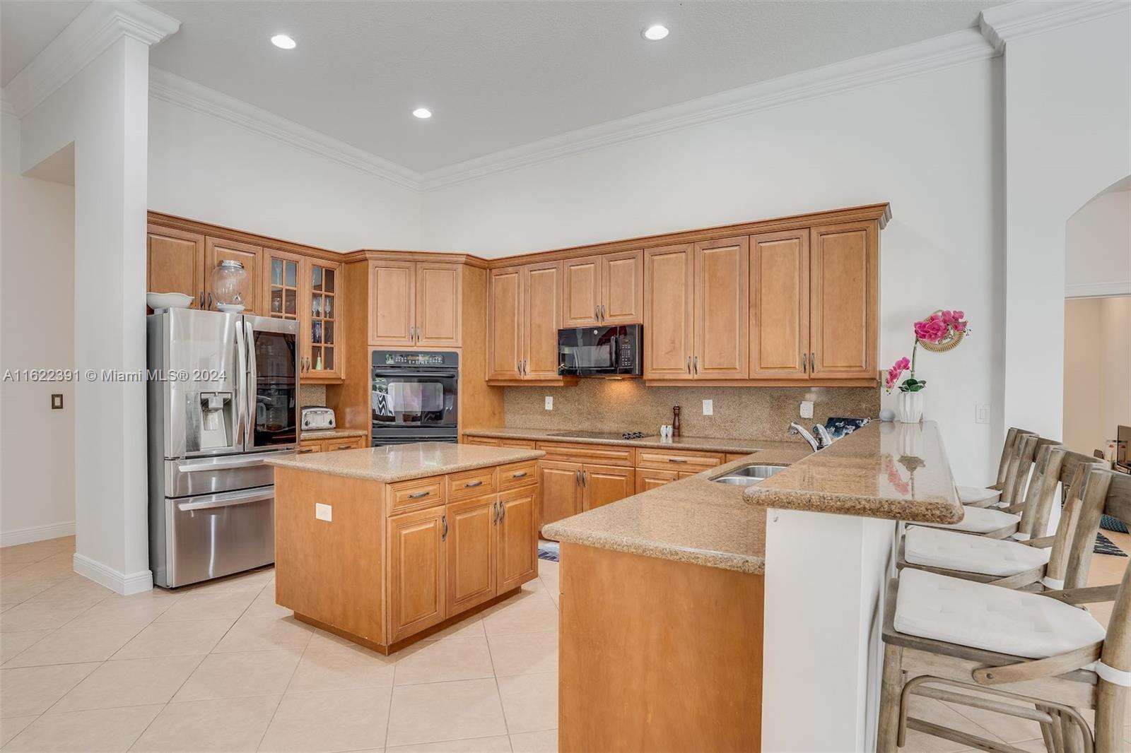 SUNSET LAKES PLAT TWO - Residential