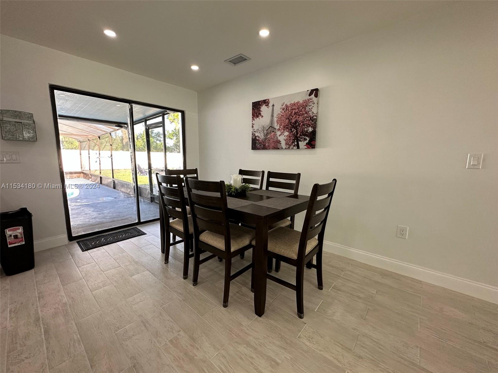 SUN N LAKES - Residential