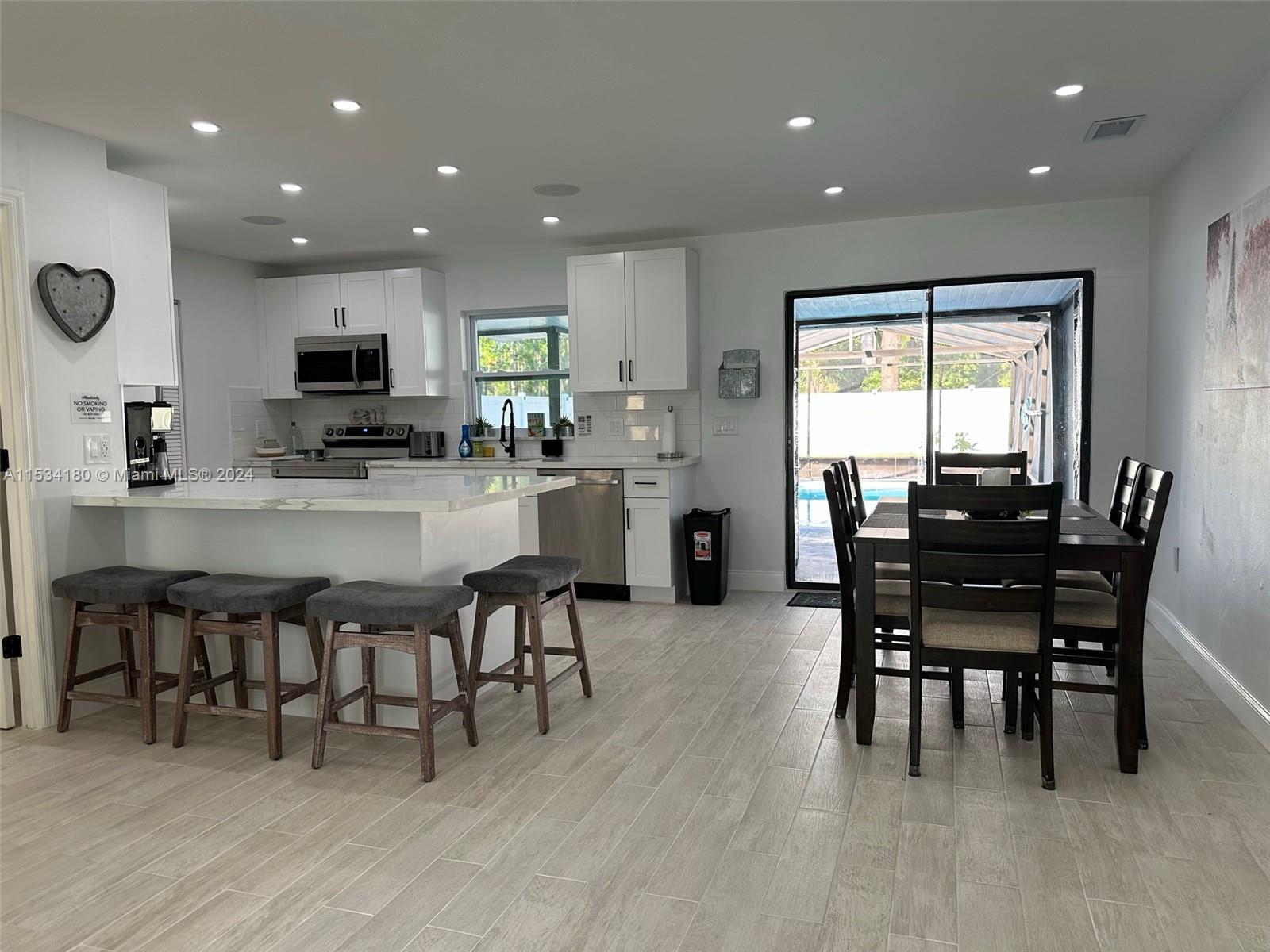 SUN N LAKES - Residential