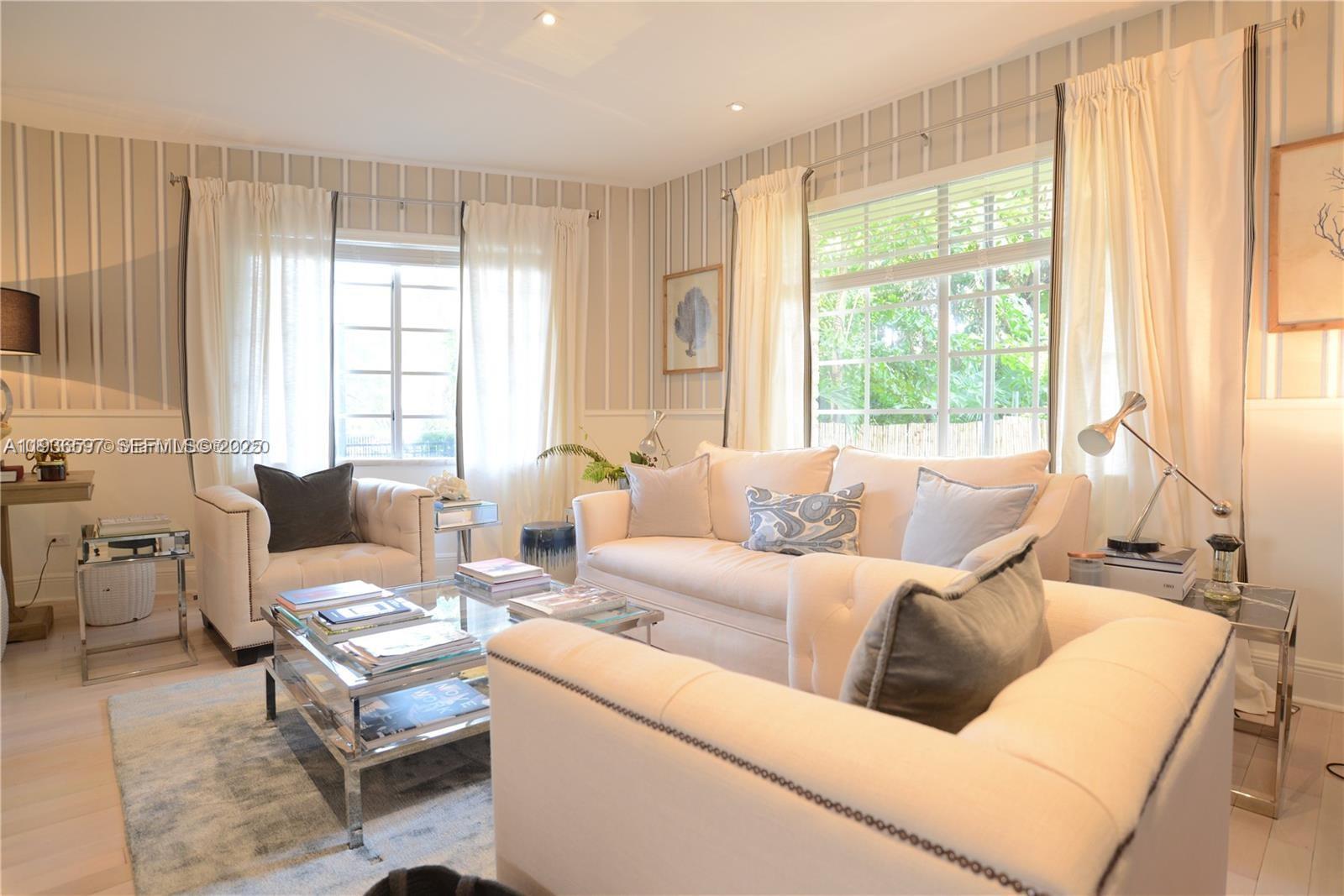 THE GIBSON CONDO - Residential