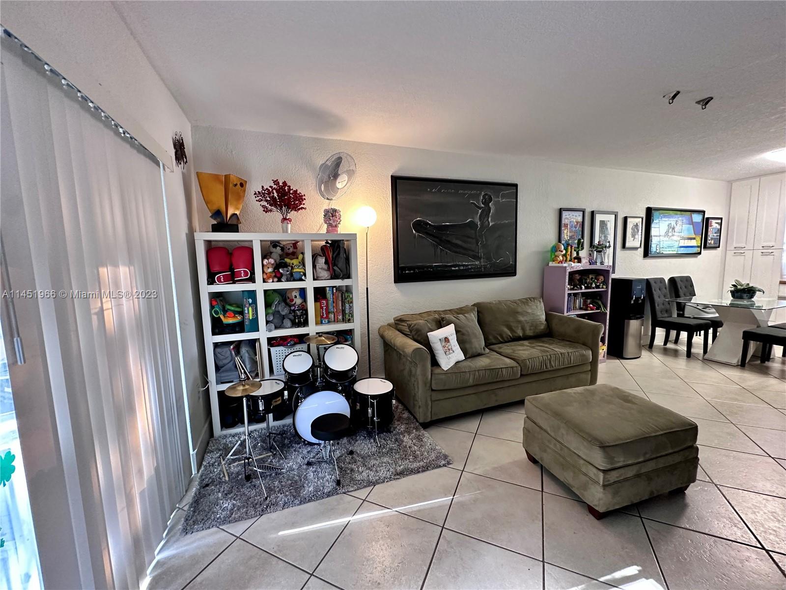GALLOWOOD CONDO - Residential Lease