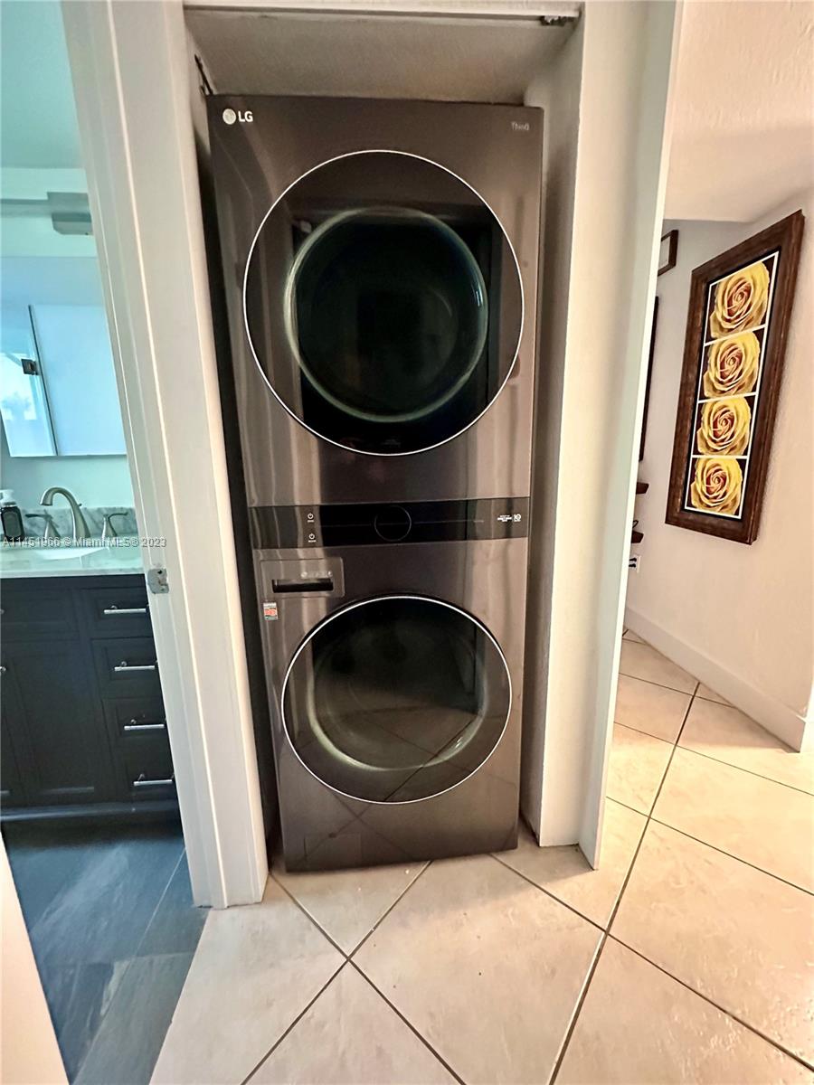 GALLOWOOD CONDO - Residential Lease