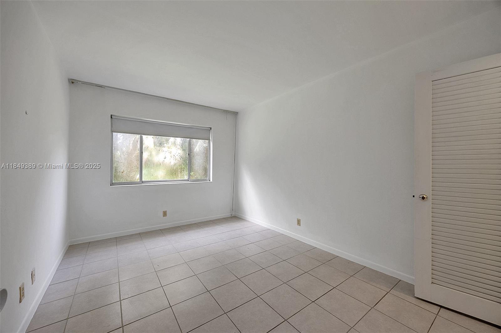 LAKESIDE POINT APT 14 CON - Residential Lease