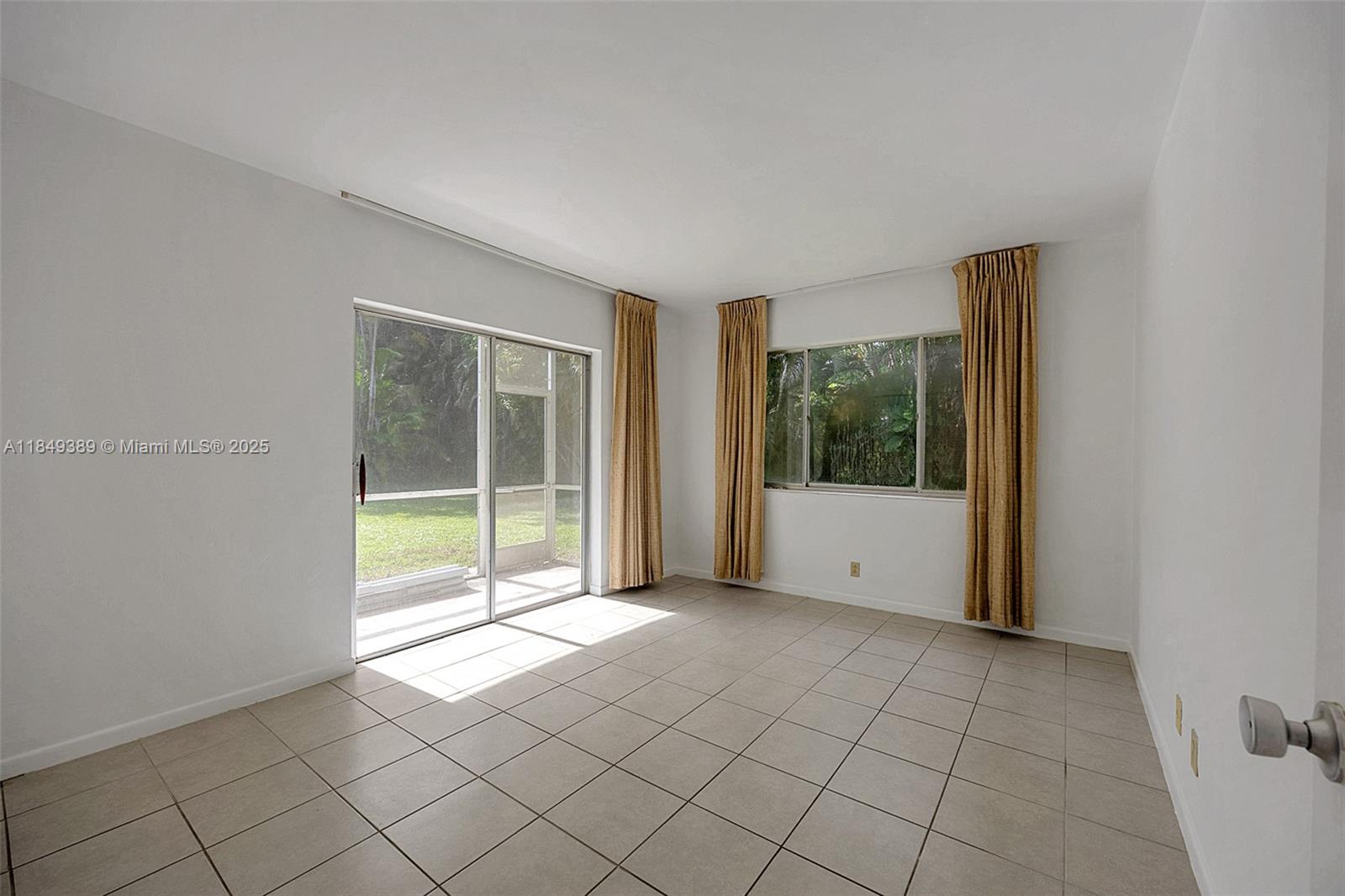 LAKESIDE POINT APT 14 CON - Residential Lease