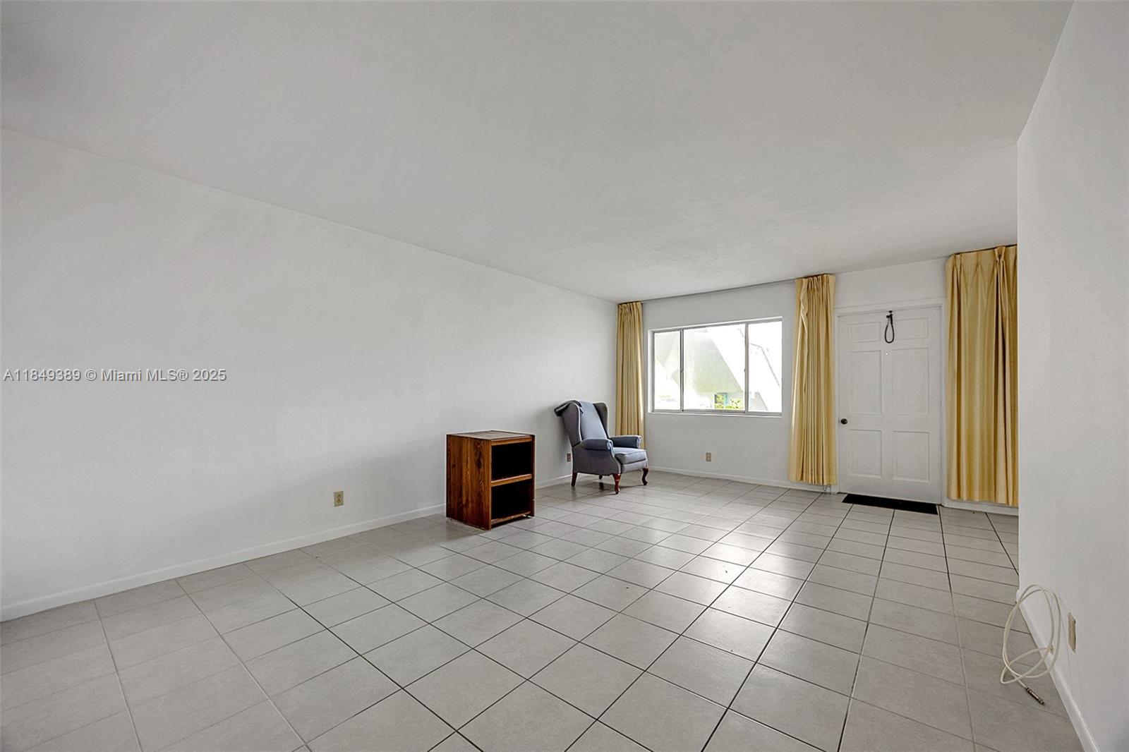 LAKESIDE POINT APT 14 CON - Residential Lease