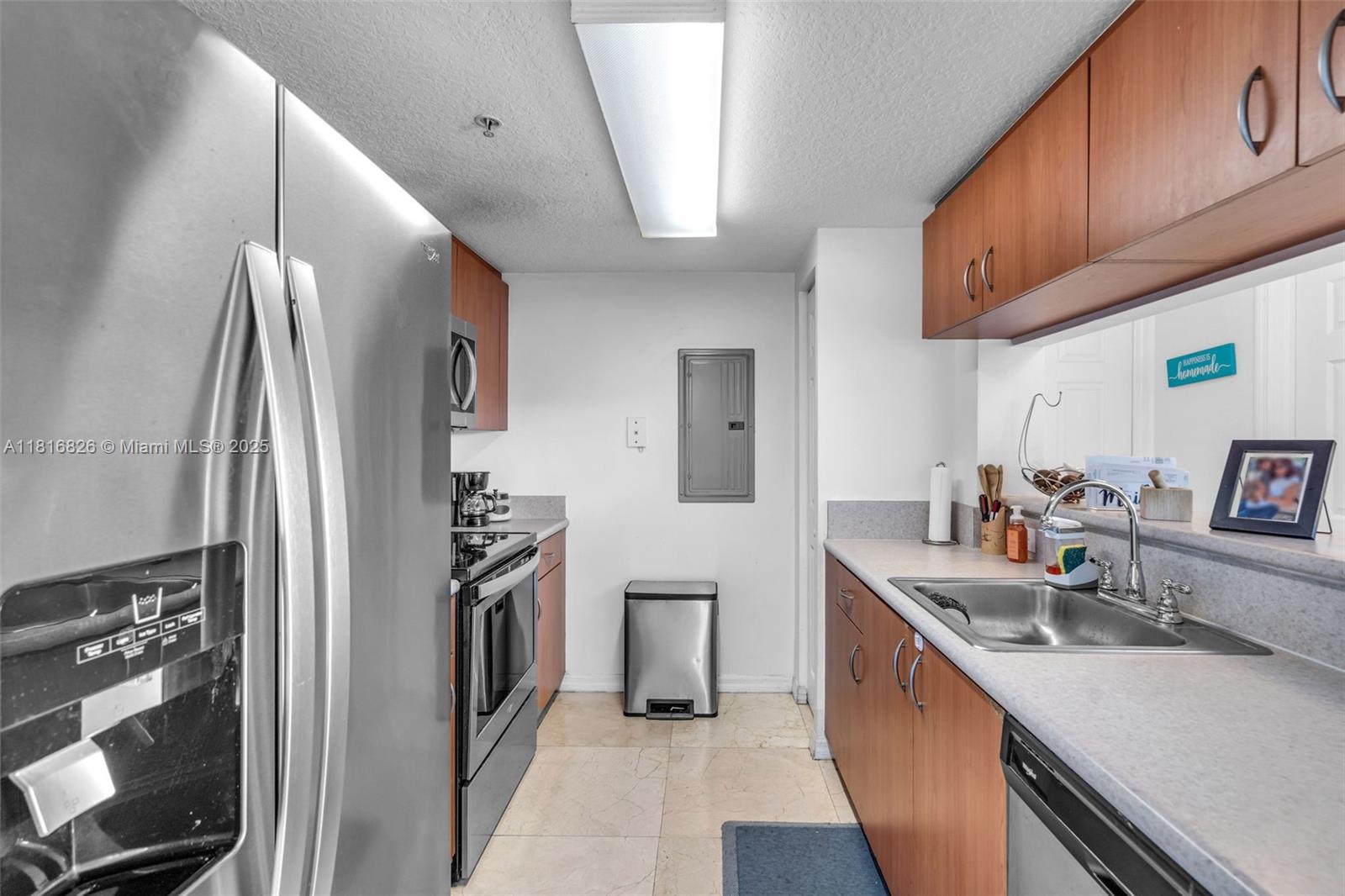 SEYBOLD POINTE CONDO - Residential Lease