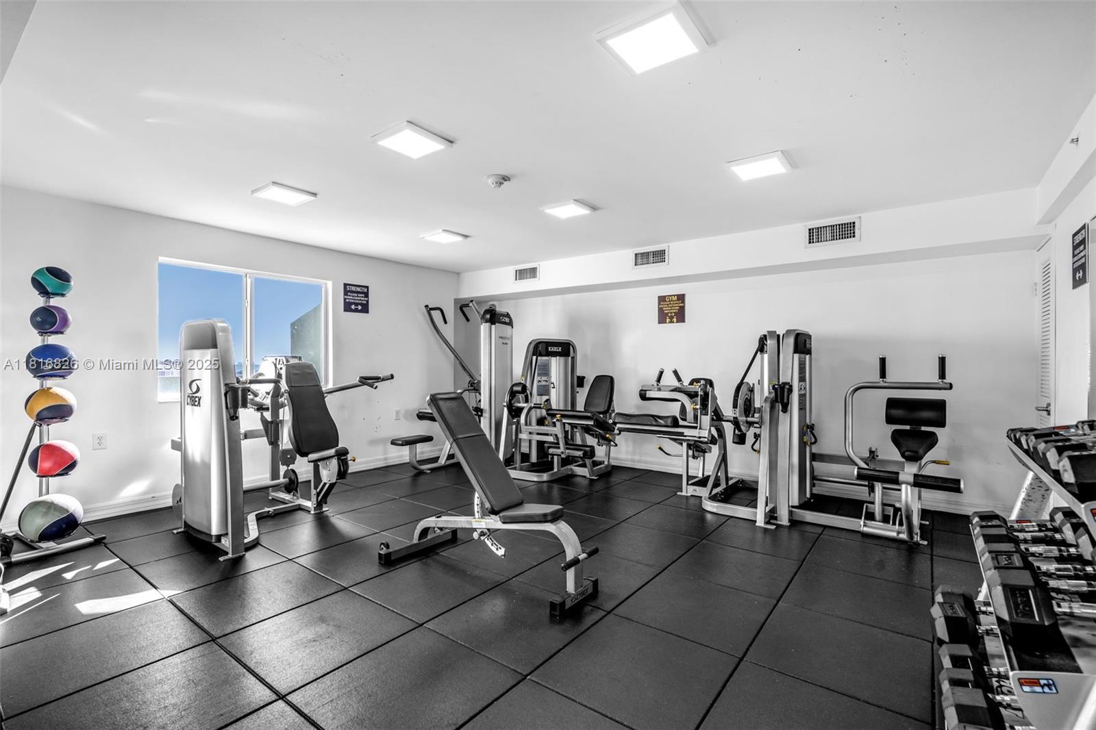 SEYBOLD POINTE CONDO - Residential Lease